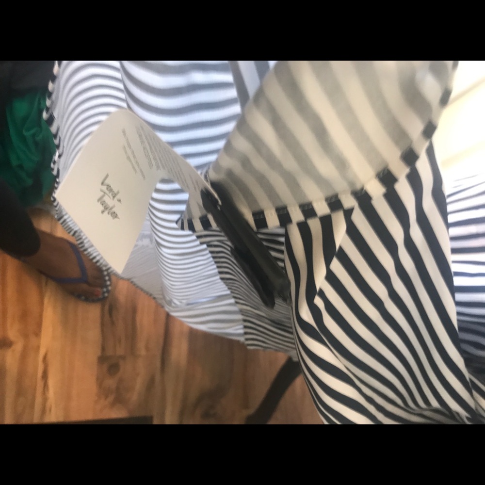 Dress - Picture 5 of 8